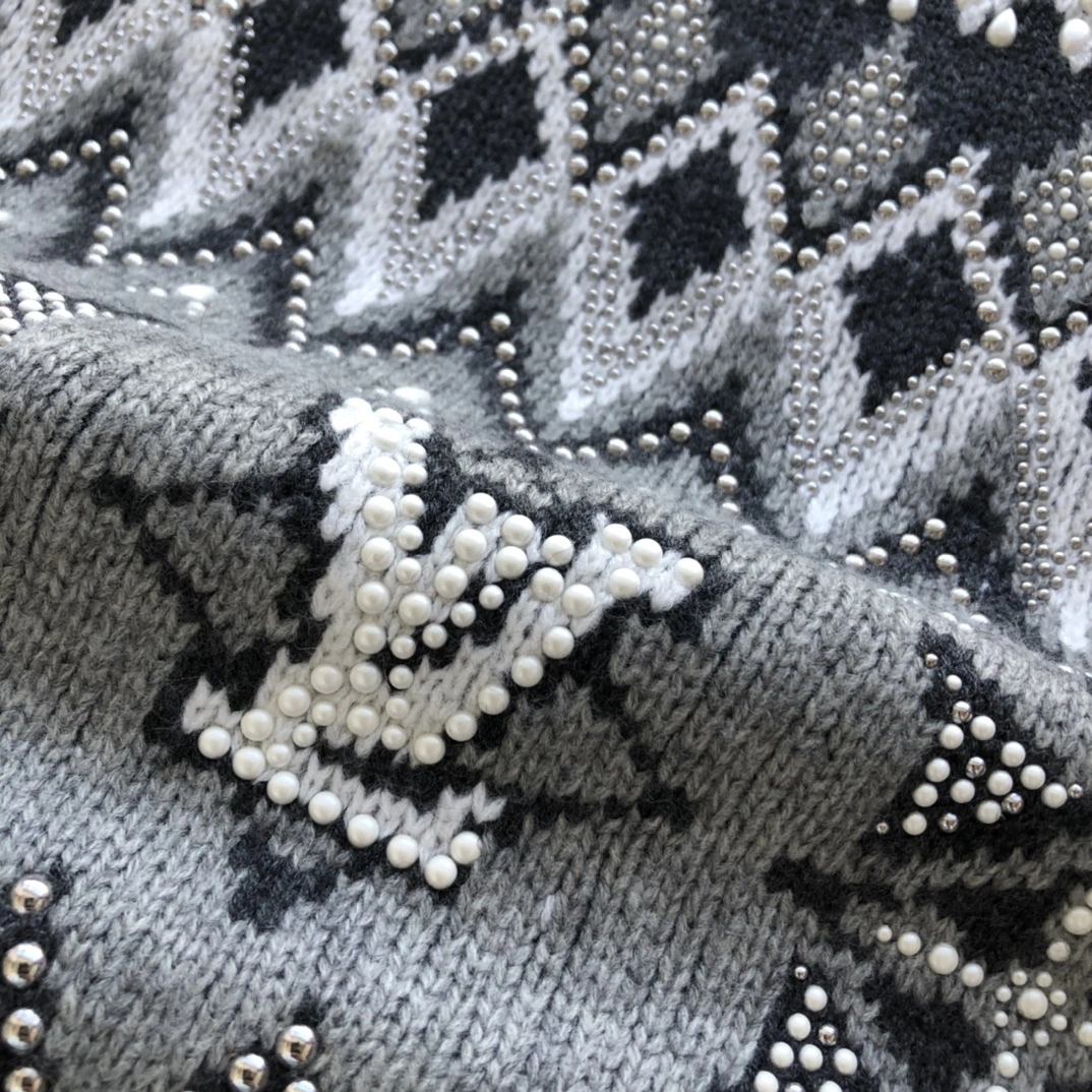 wg.luxury- 8V 50％ wool 10％ cashmere 40％ acrylic item:E-F480A0532